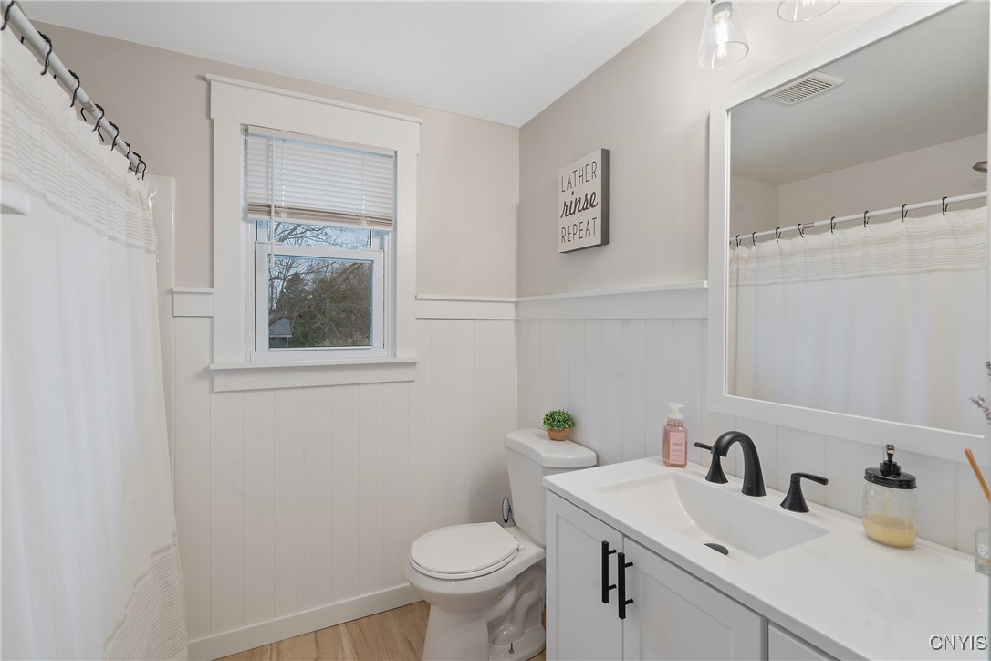 219 Riverdale Road, Clay, New York image 23