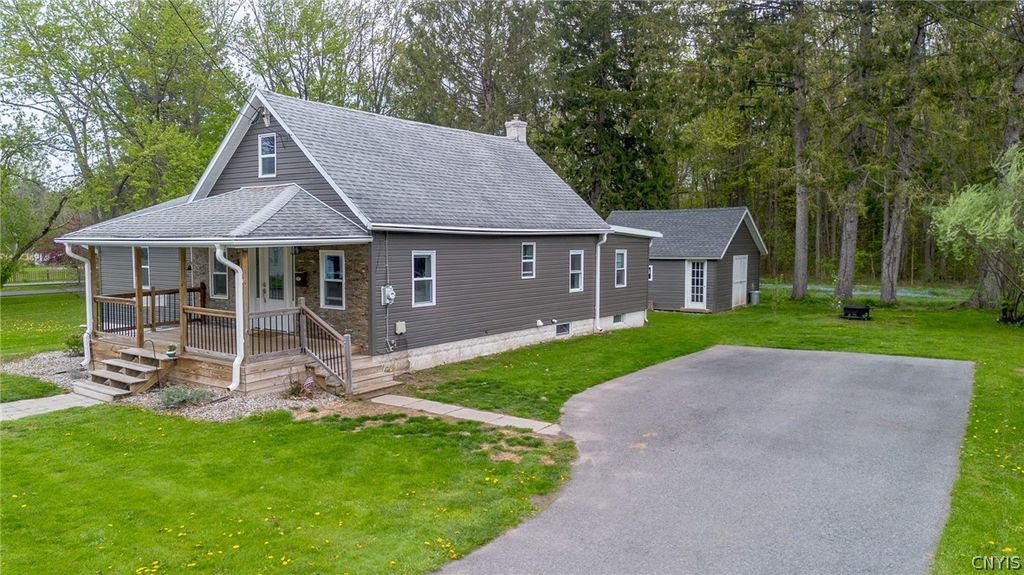 Photo of 79 E Oneida Street, Lysander, NY 13027 (MLS # S1679130)