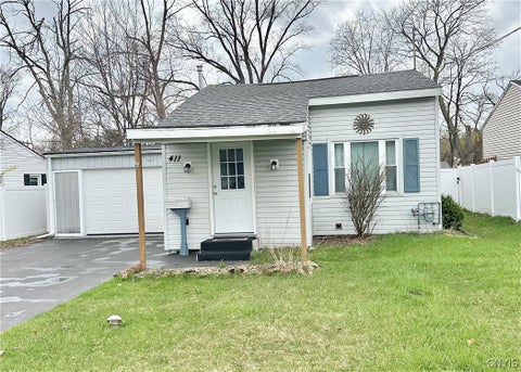 Photo for 411 Boston Road
