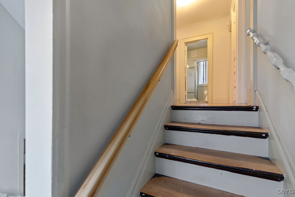 222 Buckingham Avenue, Syracuse, New York image 24