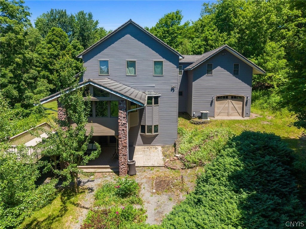 150 Valleygate Drive