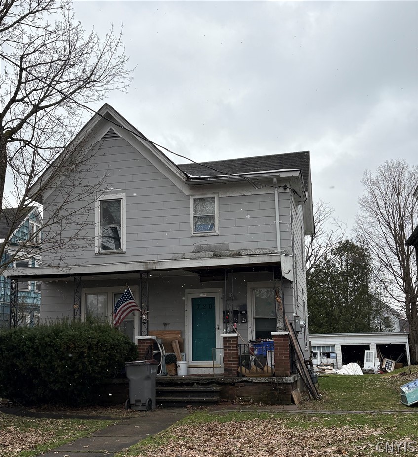 720 N Madison Street