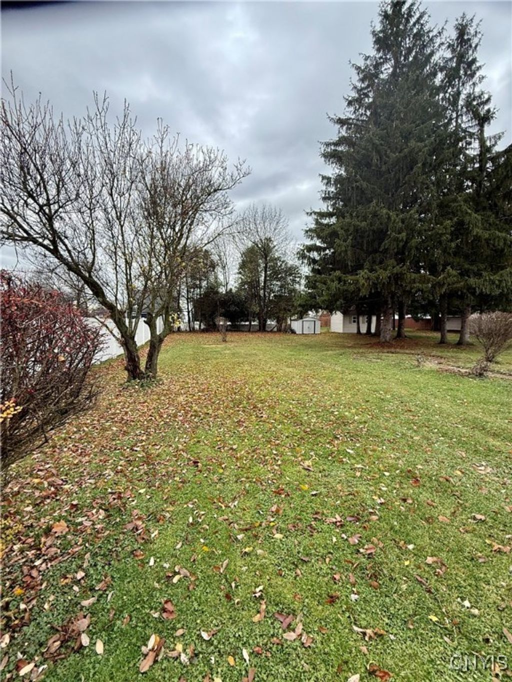 Photo of 105 Throop Avenue, Auburn, NY 13021 (MLS # S1652802)