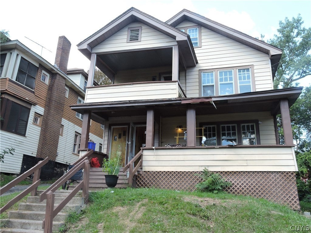 Photo of 128-130 Cumberland Avenue #30, Syracuse, NY 13210 (MLS # S1711306)