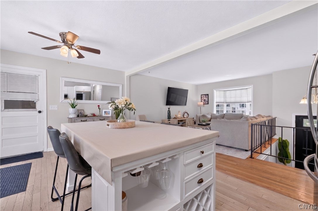 8656 Maple Lane