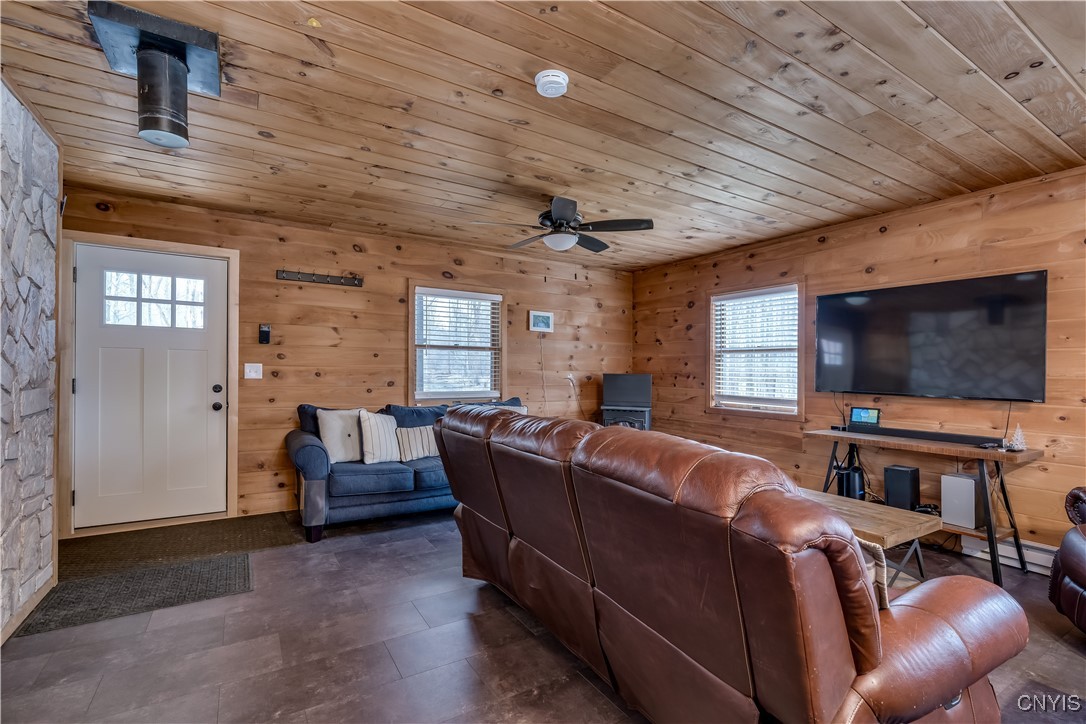17485 Lemay Road, Lorraine, New York image 9