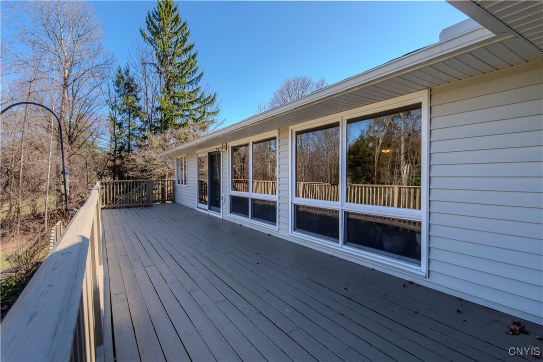 36 South Hills Drive, New Hartford, New York image 10