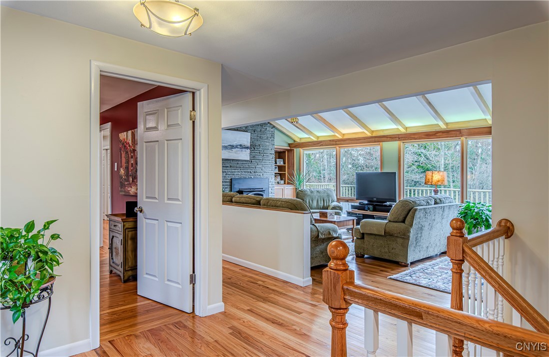 36 South Hills Drive, New Hartford, New York image 15