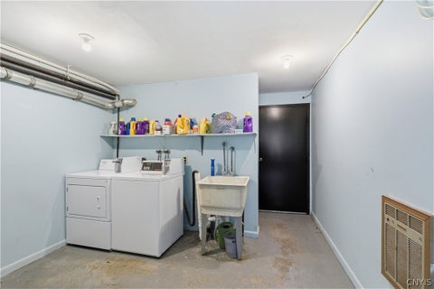 Tiny photo for 295 Watertree Drive, DeWitt, NY 13057 (MLS # S1692467)
