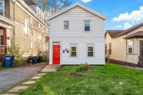 Photo of 811 1st North Street, Syracuse, NY 13208 (MLS # S1650801)