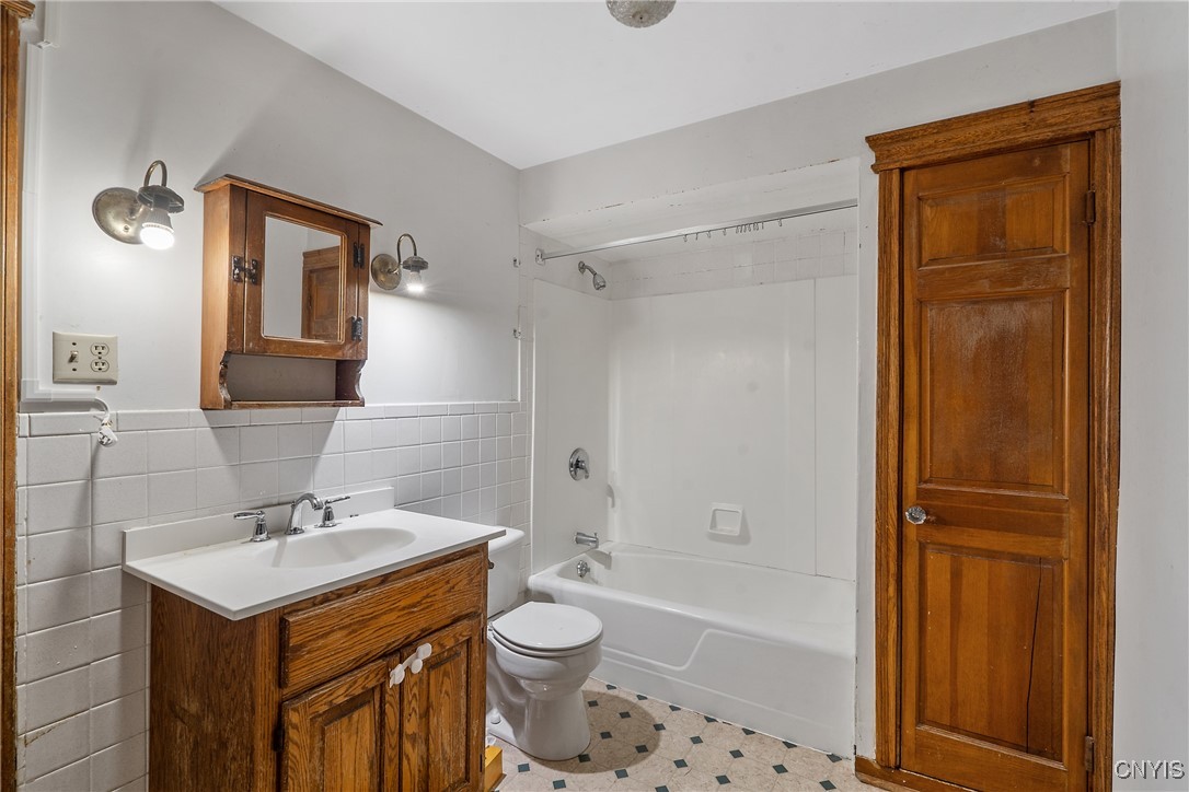 612 Westcott Street, Syracuse, New York image 32