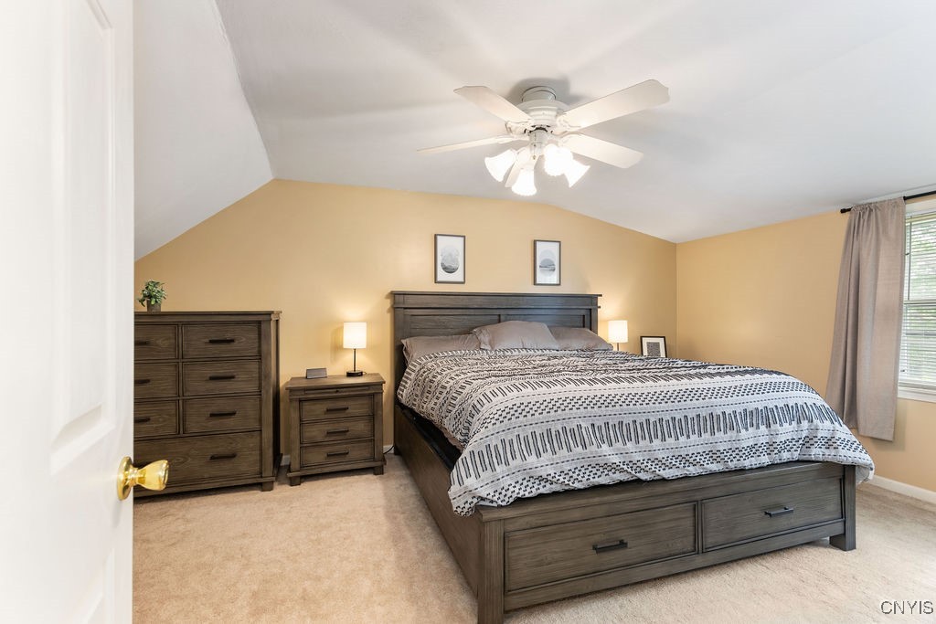 200 Forest Drive, Cicero, New York image 3