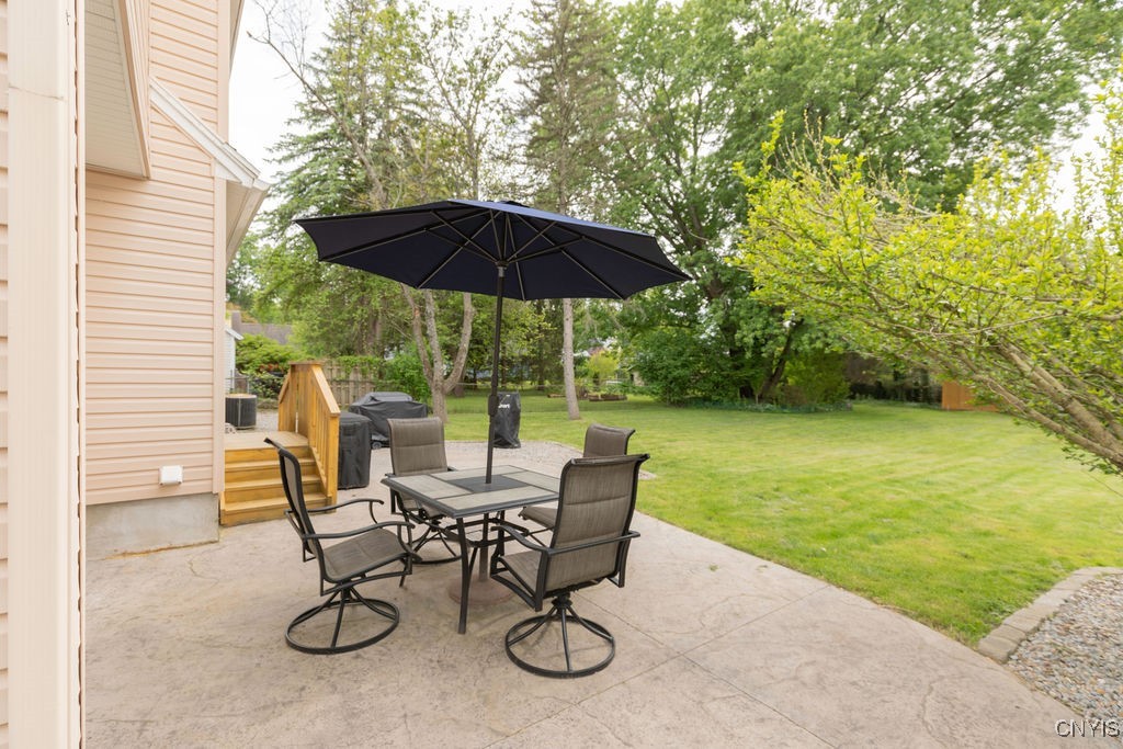 200 Forest Drive, Cicero, New York image 31