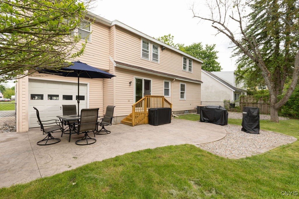 200 Forest Drive, Cicero, New York image 37