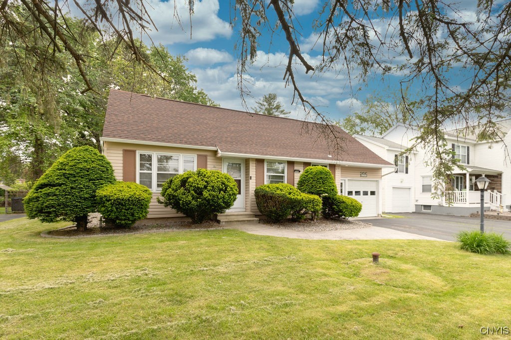 200 Forest Drive, Cicero, New York image 35