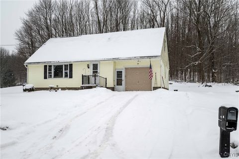 18 Gridley Place Sauquoit NY 13456