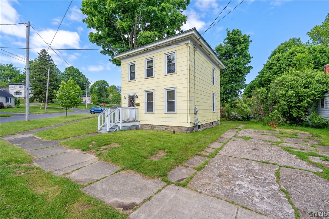 27 Ellen Street