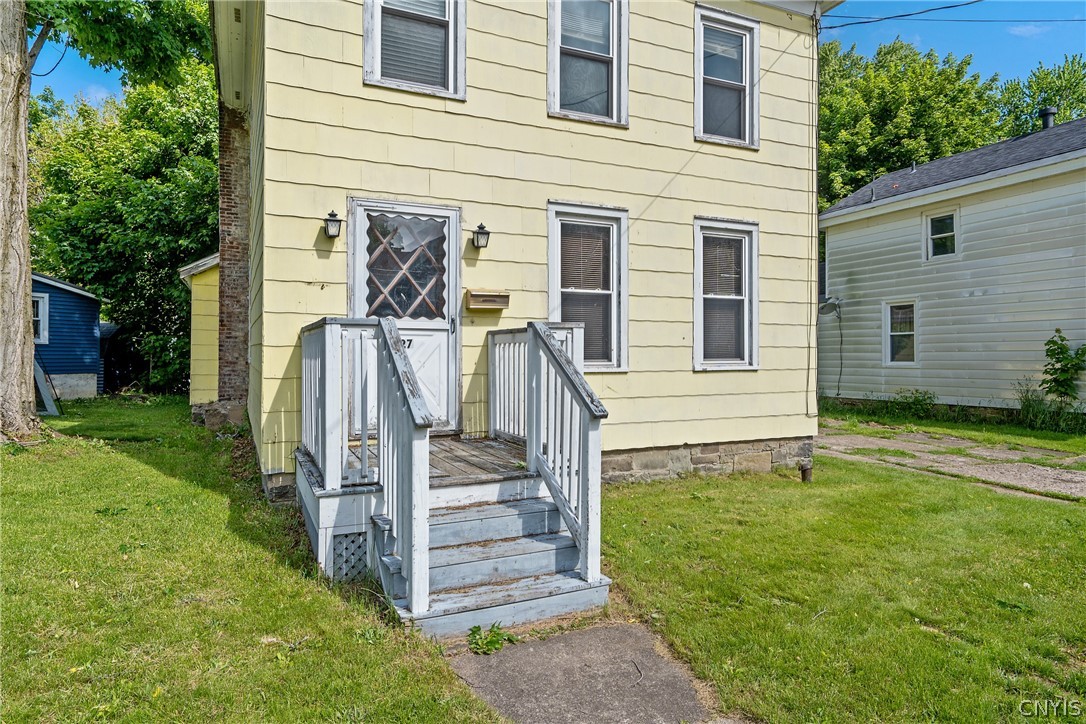 27 Ellen Street