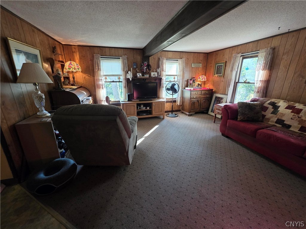 12062 Woodhull Road