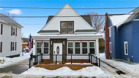 Photo of 31 Marshall Avenue, German Flatts, NY 13407 (MLS # S1655267)