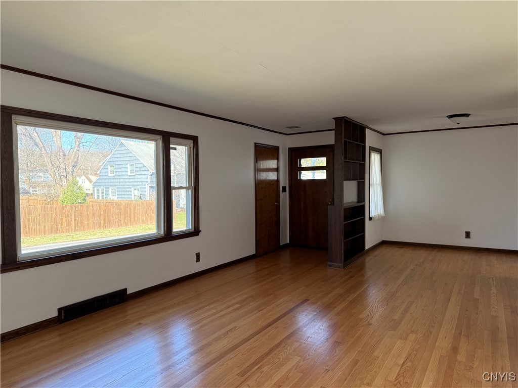 2 Maxwell Road, Camillus, New York image 4