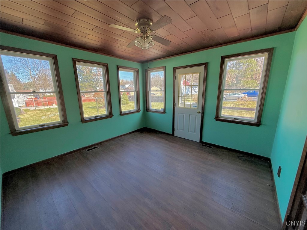2 Maxwell Road, Camillus, New York image 16