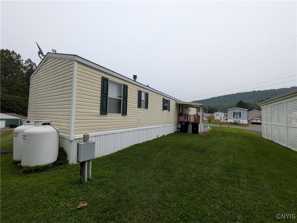 37 Sunnyfield Drive