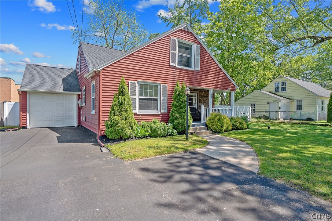 120 Hazelhurst Avenue