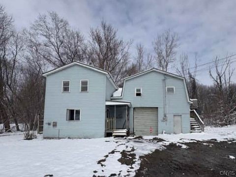 Homes For Sale - 16 W 10th Street #E<br/> Jamestown, NY 14701