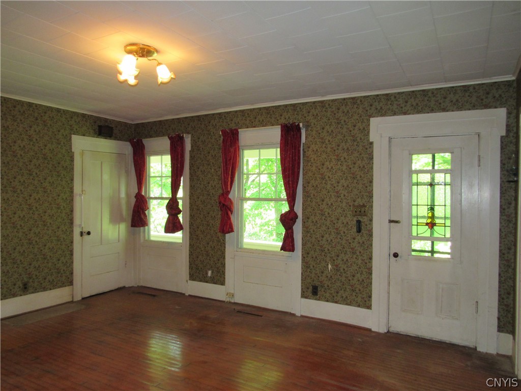 Photo 19 of 46 of 9052 Thomas Road 64ES house