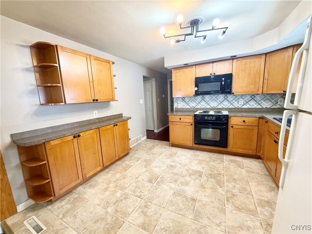 126 Tucker Avenue, Hastings, New York image 9