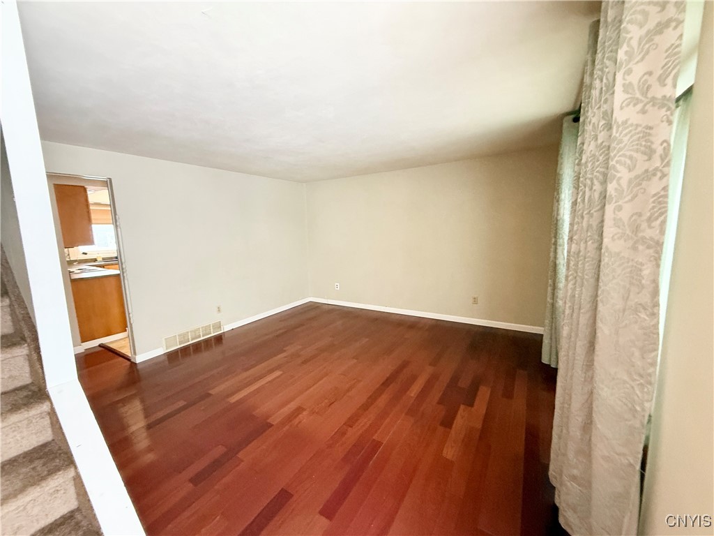 126 Tucker Avenue, Hastings, New York image 13