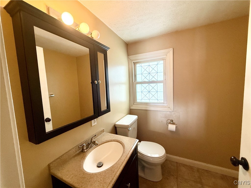 126 Tucker Avenue, Hastings, New York image 27
