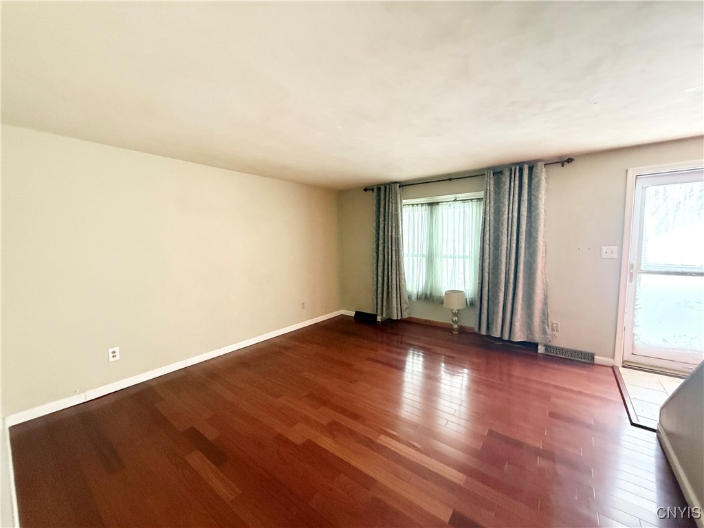 126 Tucker Avenue, Hastings, New York image 12