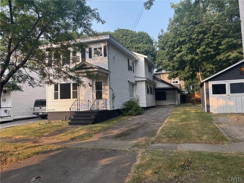 Homes For Sale - 223 W 6th Street<br/> Oswego, NY 13126