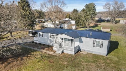 Mobile Home For Sale - 413 Glenmary Drive<br/> Owego, NY 13827