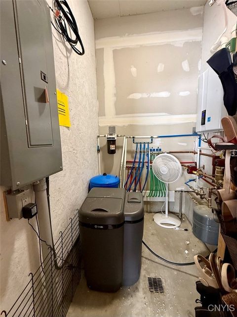 Tiny photo for 4150 Cole Street, Madison, NY 13402 (MLS # S1660554)