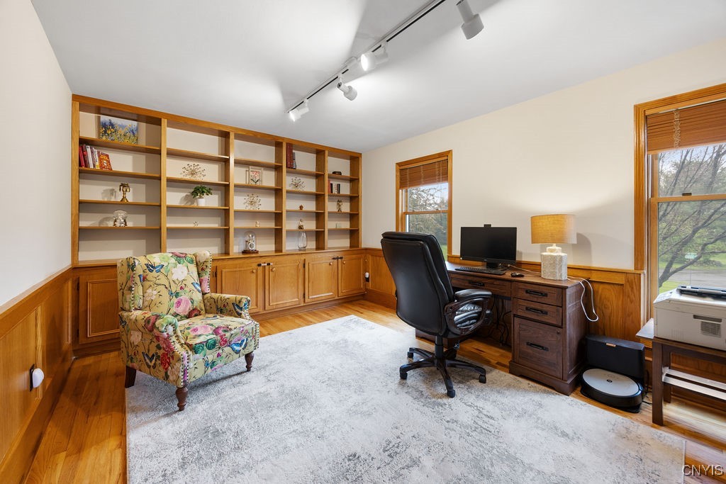 4443 Treetops Circle, Manlius, New York image 20