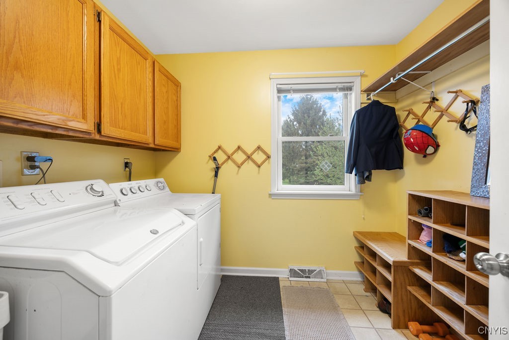 4443 Treetops Circle, Manlius, New York image 18