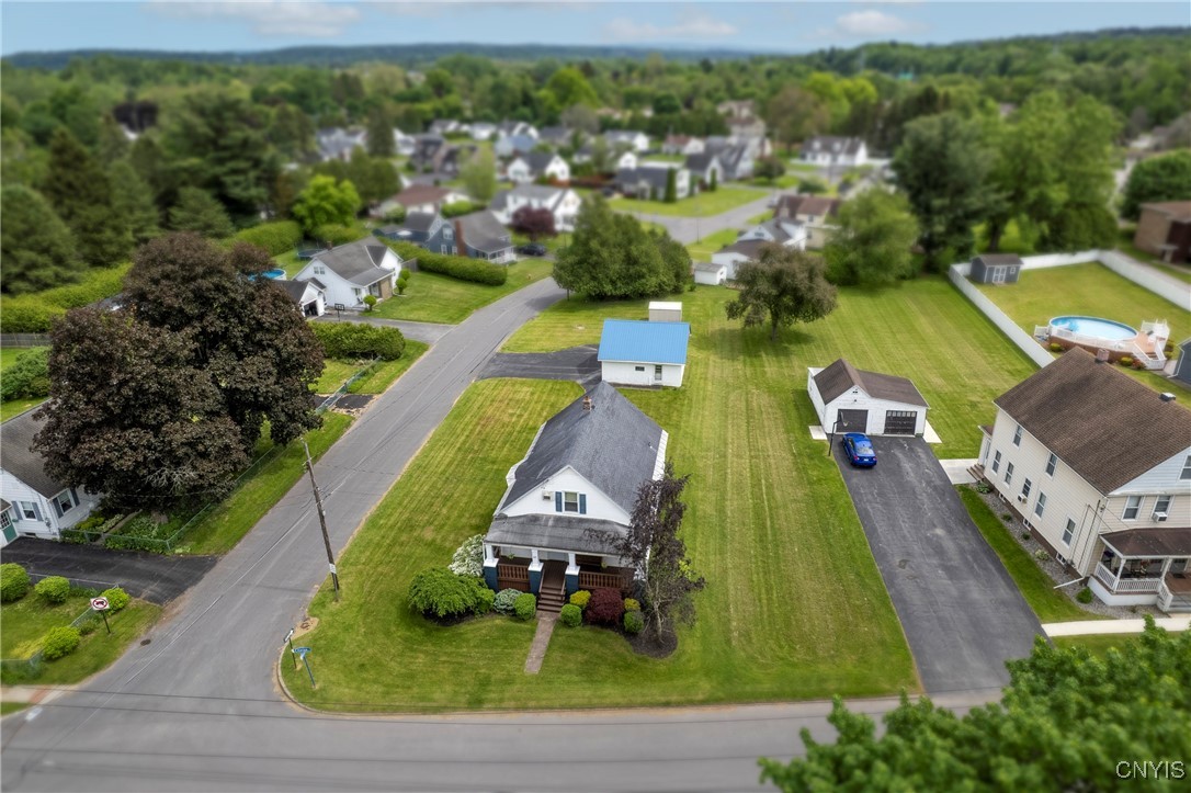69 Clinton Street, New Hartford, New York image 6