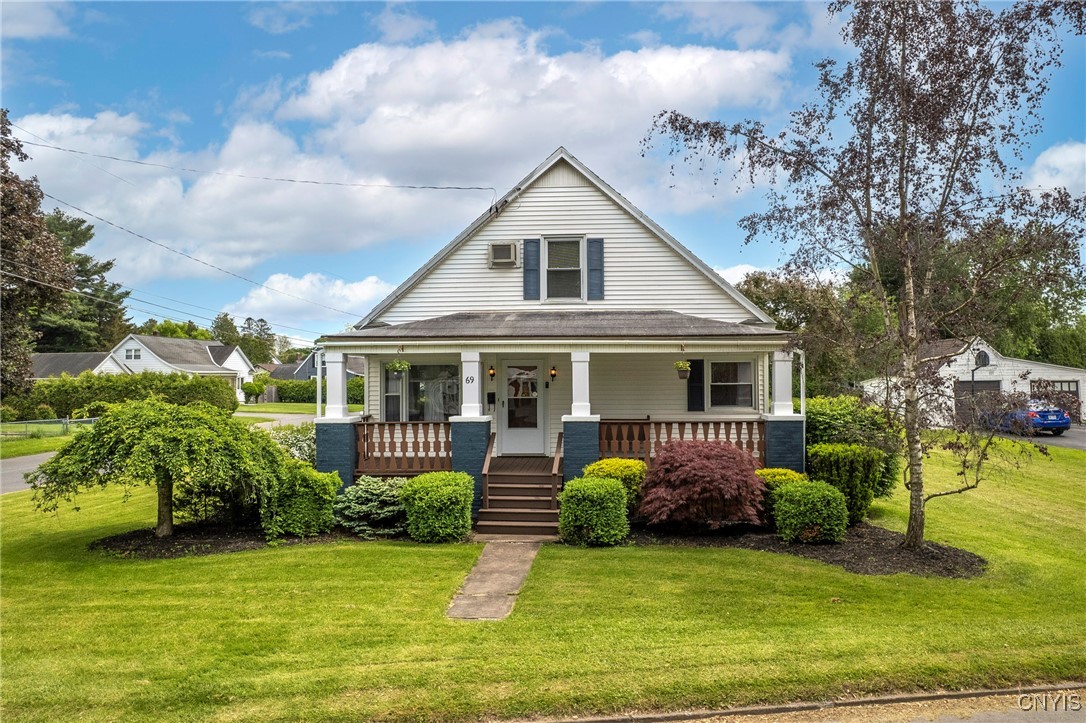 69 Clinton Street, New Hartford, New York image 4