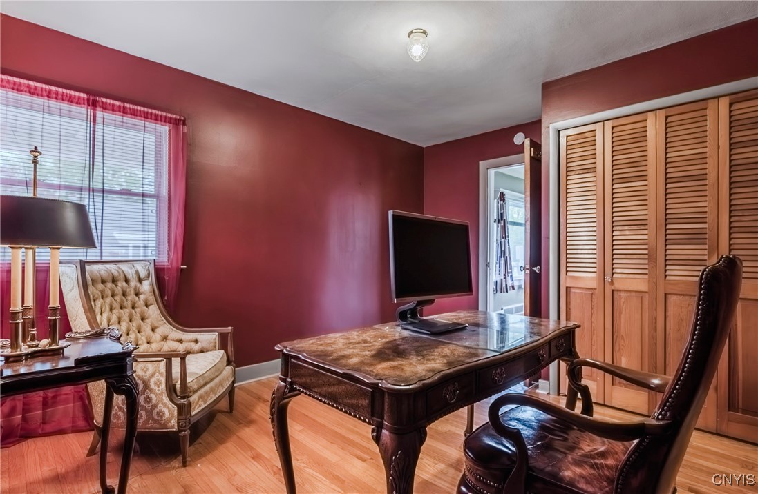 69 Clinton Street, New Hartford, New York image 17