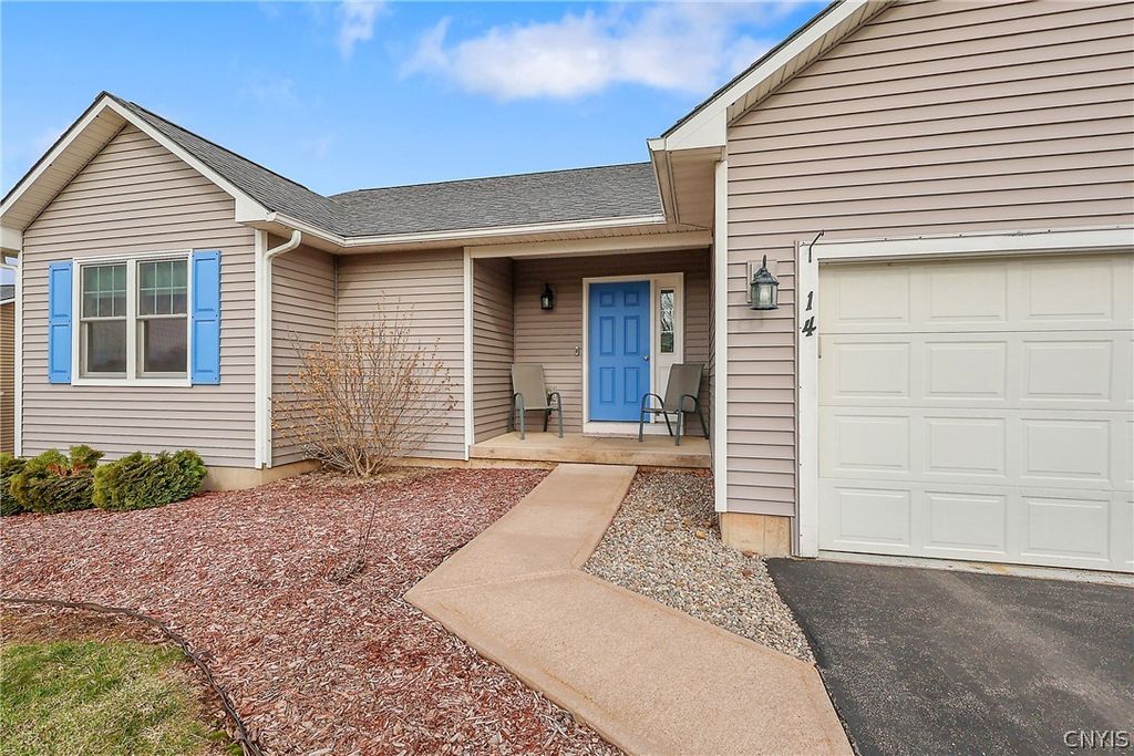 Photo of 14 Laurens Way, Lysander, NY 13027 (MLS # S1667190)