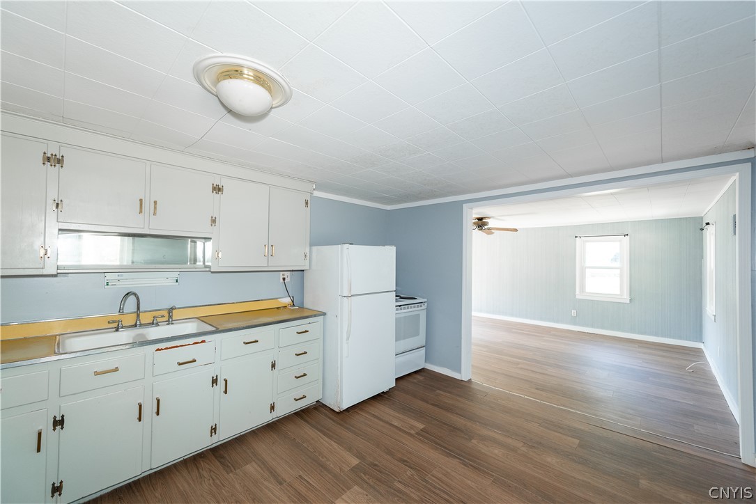 7604-7610 Van Buren Road 7604