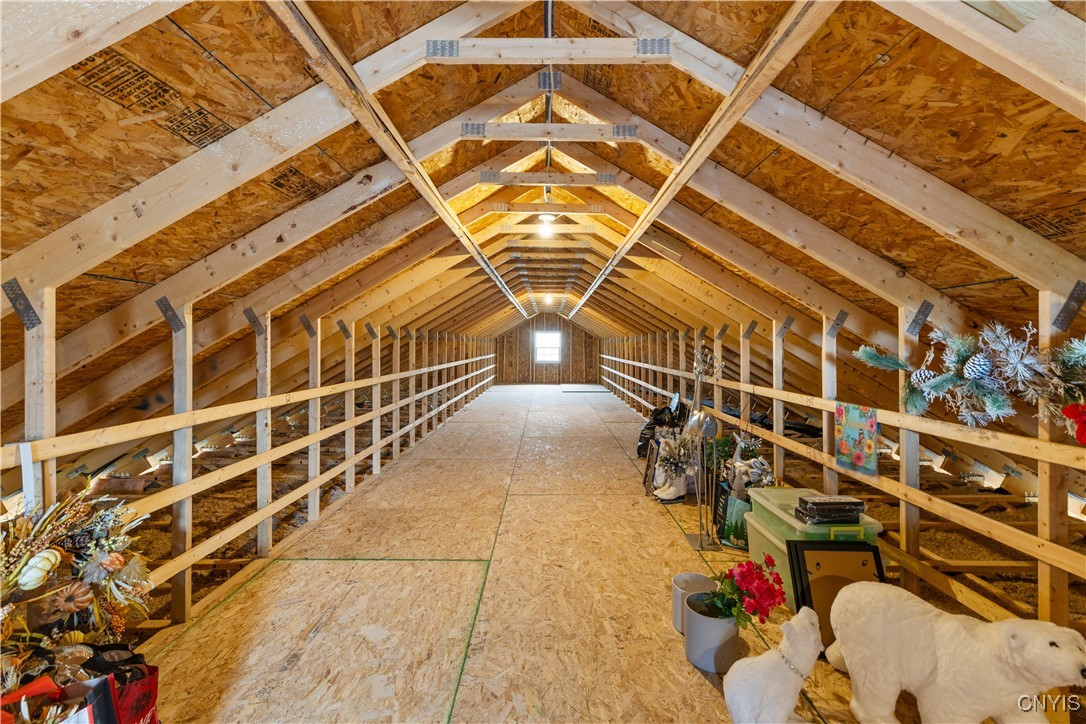 121 Woods Edge Drive, New Hartford, New York image 33