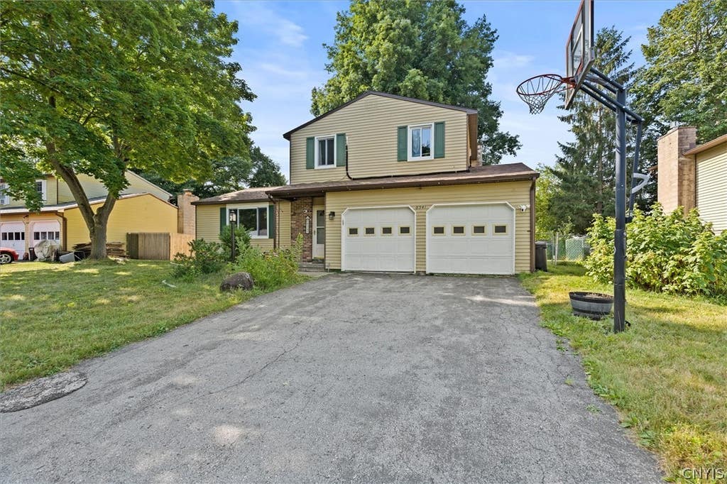 Photo of 8341 Zenith Drive, Clay, NY 13027 (MLS # S1694978)