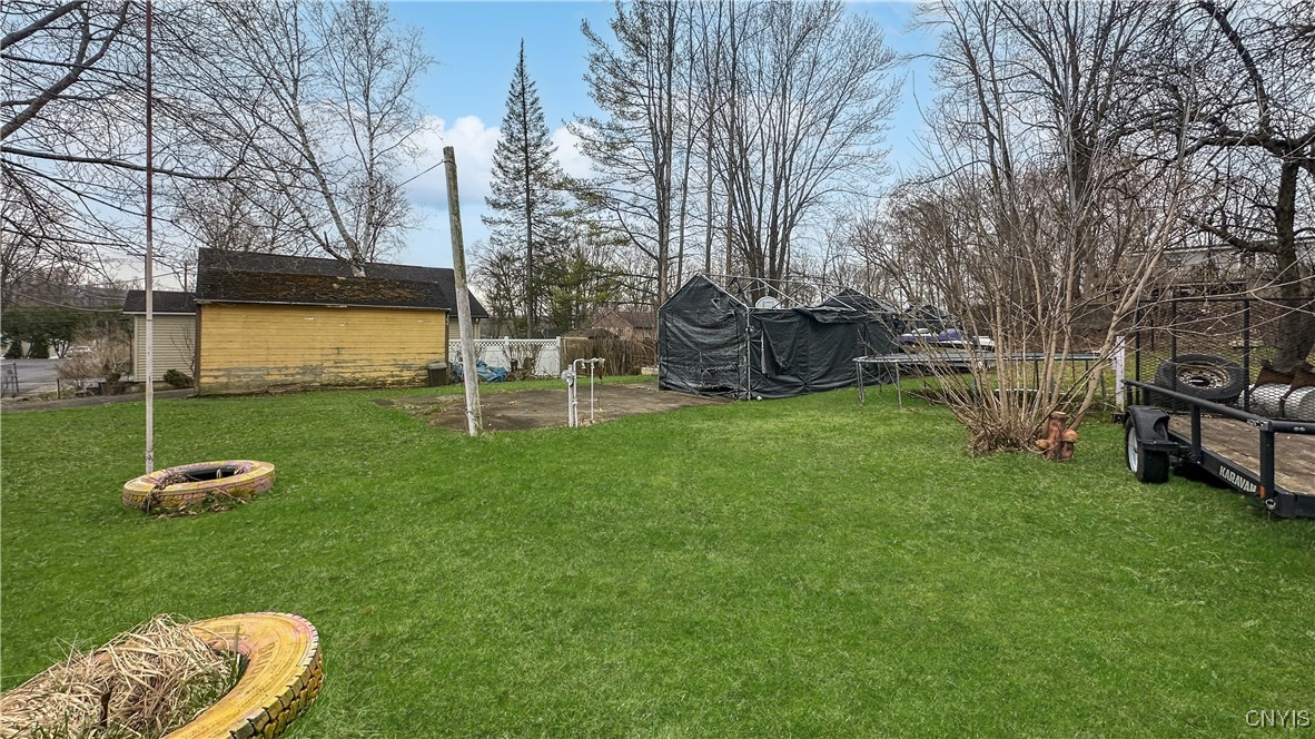 5635 Mapleton Drive, Schuyler, New York image 10