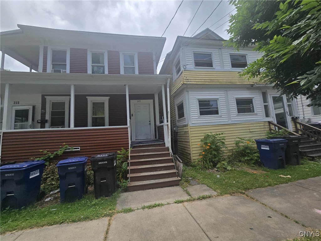 223 Lakeview Avenue