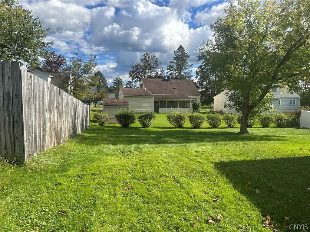 516 Rockhaven Road