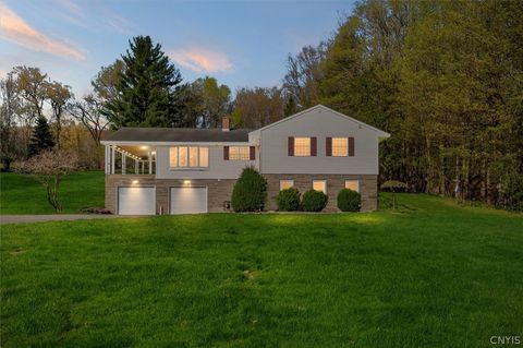 28 Fineview Drive Utica NY 13502